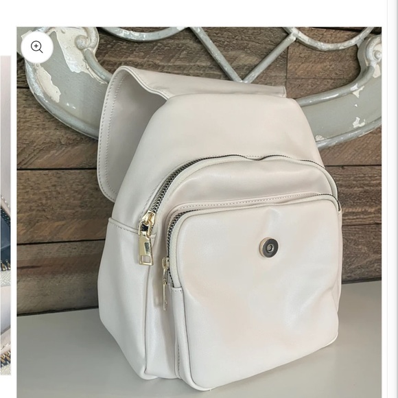 Mini Backpack - Picture 5 of 6